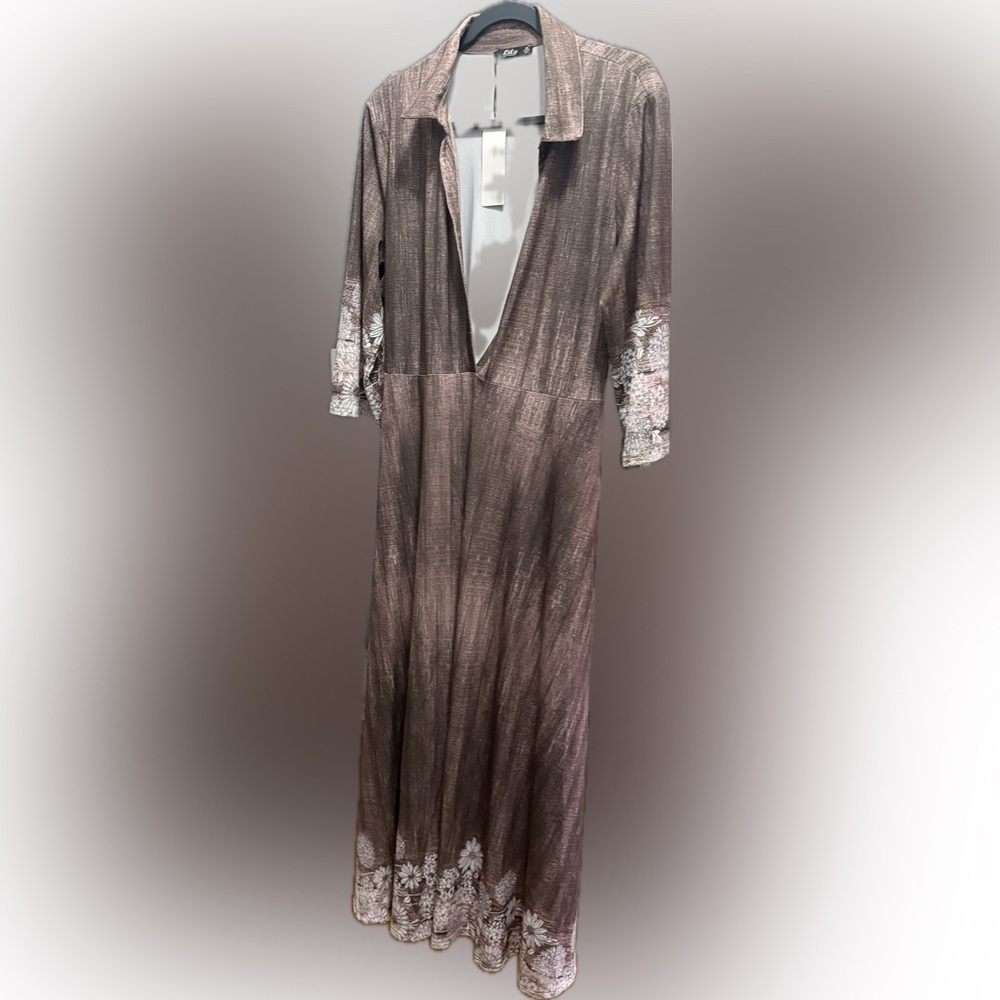 New Lily by Firmiana Brown/White floral print Maxi Dress